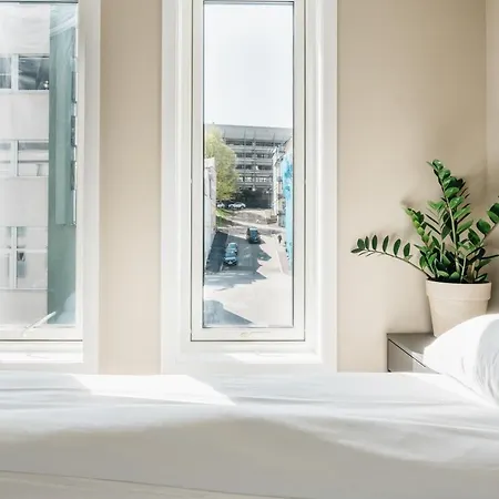 Urban - Scandinavian Comfort With Private Balcony *