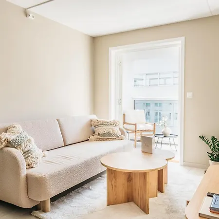 Urban - Scandinavian Comfort With Private Balcony