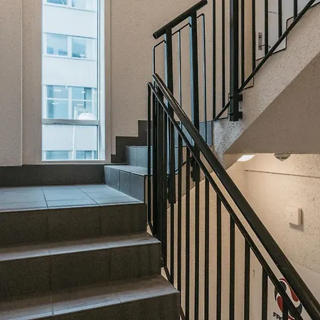 Urban - Scandinavian Comfort With Private Balcony Lägenhet *